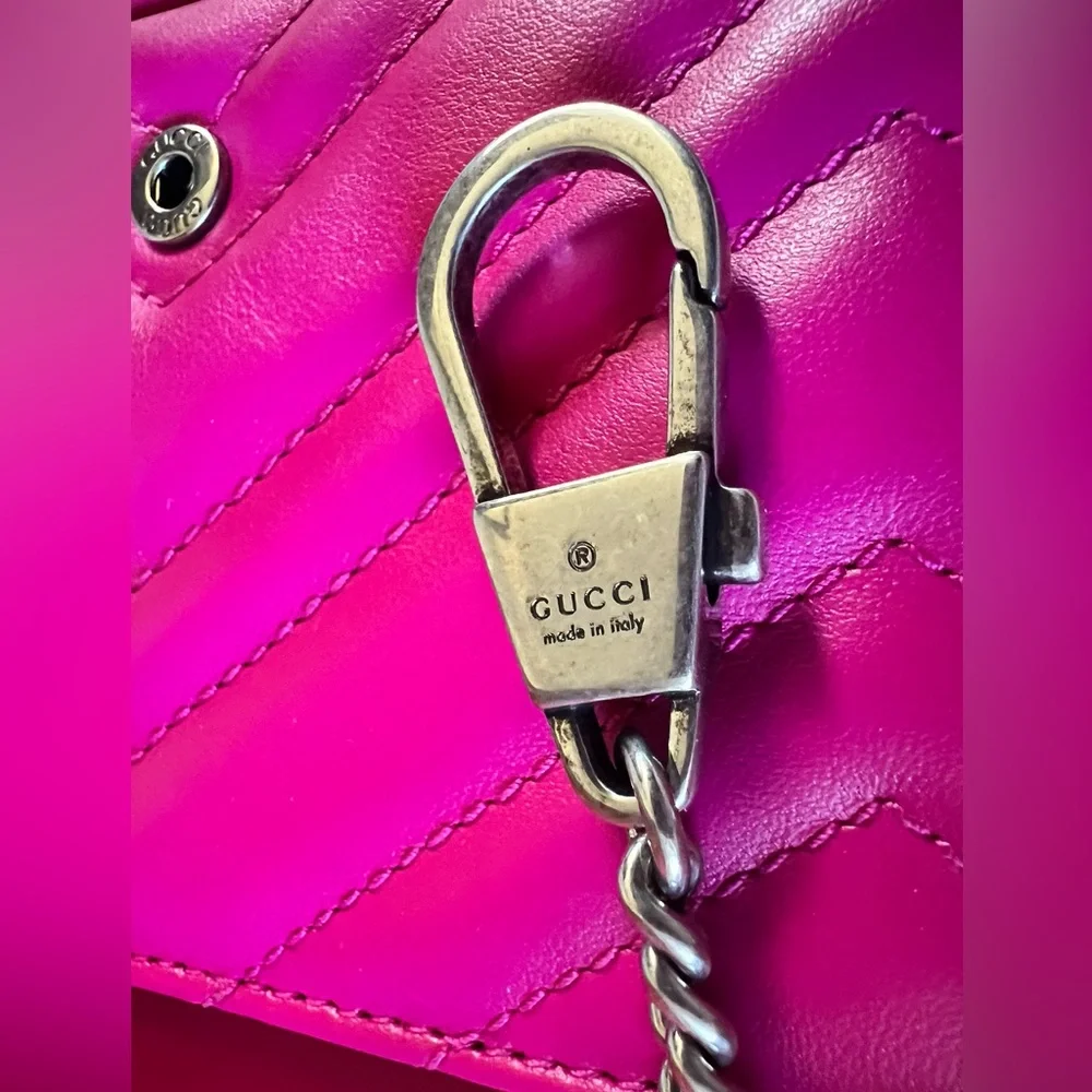 Gucci Fuchsia Calfskin Quilted Leather Shoulder Chain Mini Crossbody Bag - Picture 4 of 16
